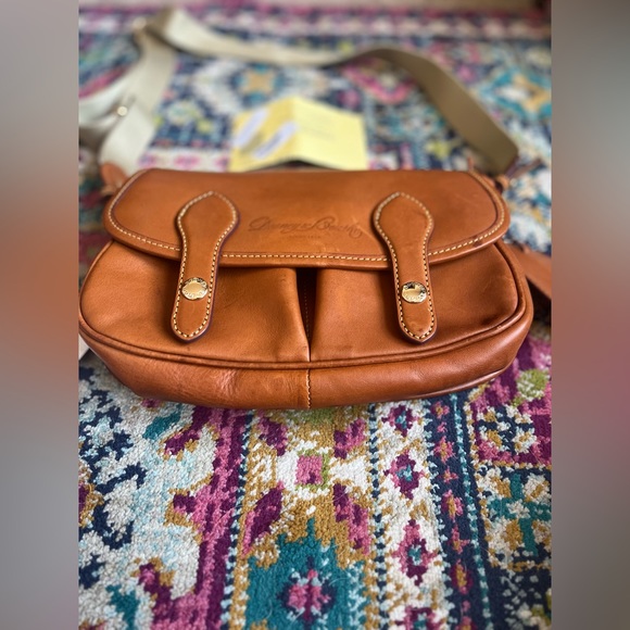 Dooney Ellie bag - Picture 2 of 6